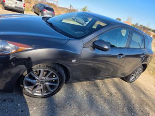 Mazda 3 2012