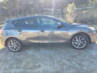 Mazda 3 2012