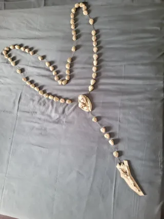 Rosario Madonna e Bambino con Crocifisso