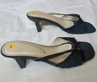 Sandalias mules negras pedrería talla 39