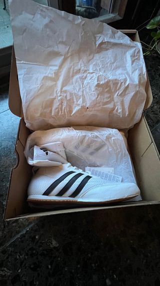 Zapatillas Adidas Box Hog 2 Talla 41 1/3 NUEVAS