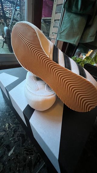 Zapatillas Adidas Box Hog 2 Talla 41 1/3 NUEVAS