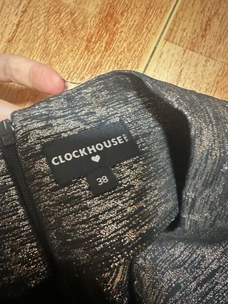 Falda metalizada negra para fiestas