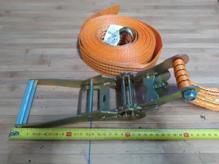 Cinghia a cricchetto arancione con ganci