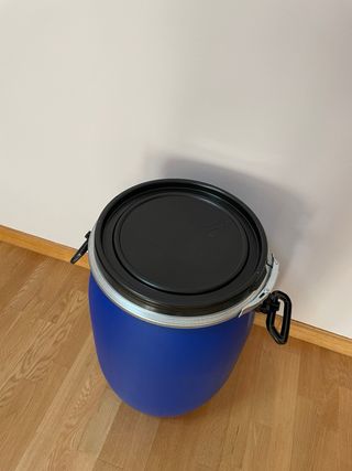 Bidón hermético azul 60L