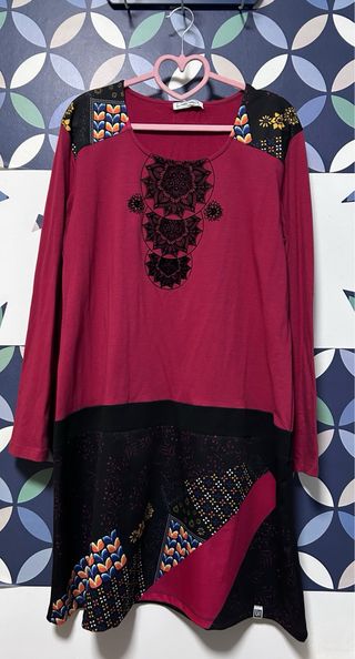 Vestido túnica desigual Noos-Noos burdeos negro