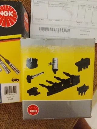 Juegos de cables de bujías de Ford Focus 1000 600