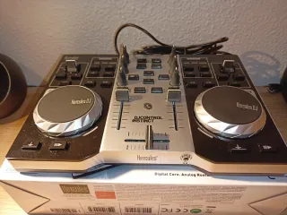 Hercules DJ Control Instinct