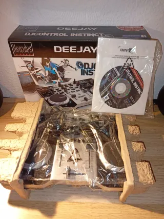 Hercules DJ Control Instinct