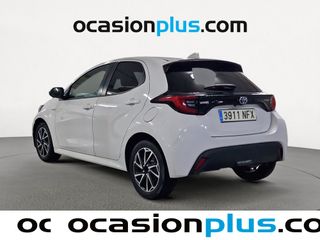 Toyota Yaris 1.5 120H Business Plus 85 kW (116 CV)