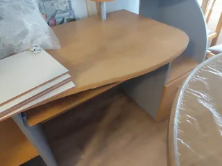 Mesa escritorio de ordenador grande de madera
