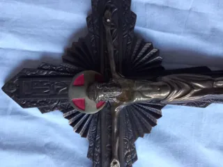 Crucifijo de Bronce Antiguo