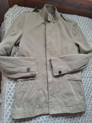 Chaqueta ZARA entallada ALGODON LINO beige UNISEX.