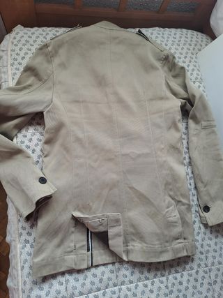 Chaqueta ZARA entallada ALGODON LINO beige UNISEX.