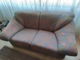 Conjunto sofás 3+2, cuadro y mesas de cristal