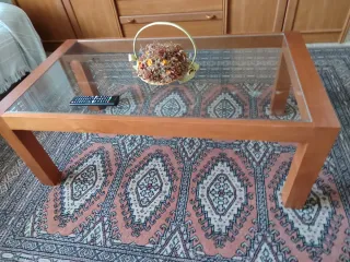 Conjunto sofás 3+2, cuadro y mesas de cristal