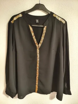 Blusa negra con lentejuelas doradas Talla 3xL-56