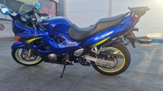 Suzuki GSX600F A2