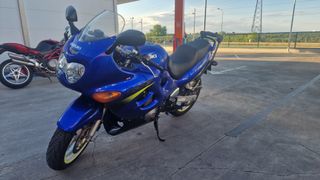 Suzuki GSX600F A2