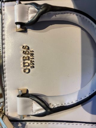 Bolso Guess Morado y Dorado Nuevo