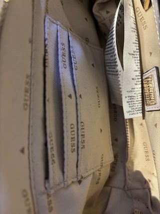 Bolso Guess Morado y Dorado Nuevo