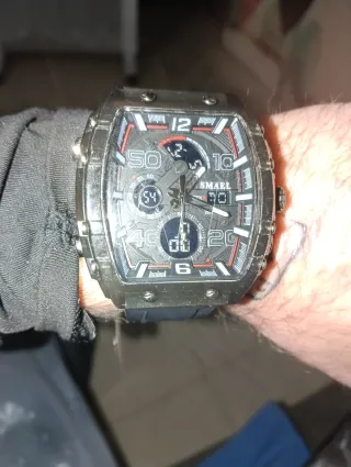Reloj SMAEL Hombre  Como Nuevo.