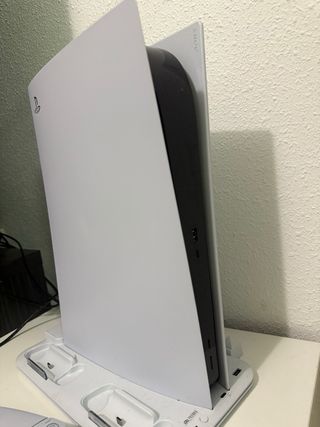 Consola PS5 + Mando + God of War