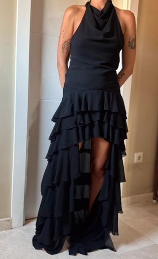 Vestido largo halter negro para evento