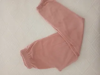 Calças cor de rosa