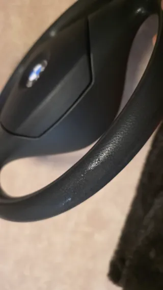 Volante BMW E90/E91/E92 E81/E82/E84 con Airbag