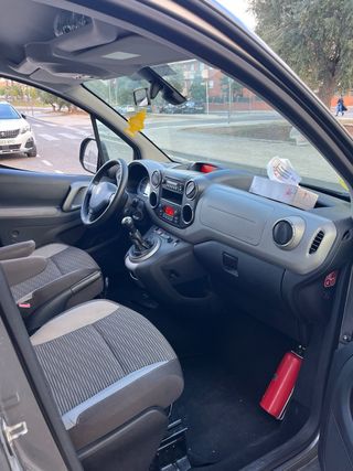 Peugeot Partner 2012