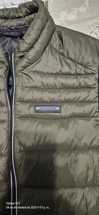 Chaleco Jack & Jones Talla M Verde