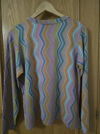 CAMISETA CON ETIQUETA TALLA XL