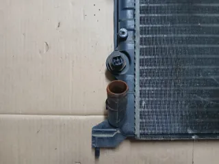 Radiador Clio MK1 RTI 1.4cc