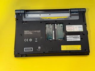 Despiece Sony Vaio PCG-31113M Gris