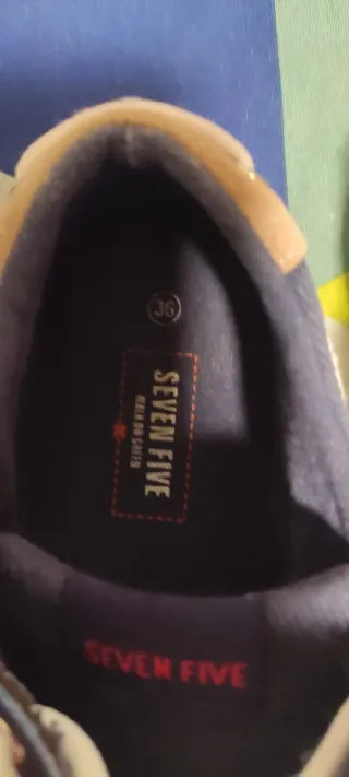 Scarpe per bambini taglia 36