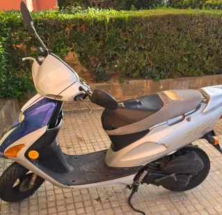 Honda SFX 49cc ciclomotor