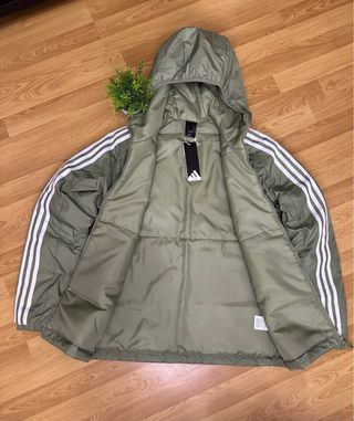 Chaqueta Adidas Verde con Rayas Blancas