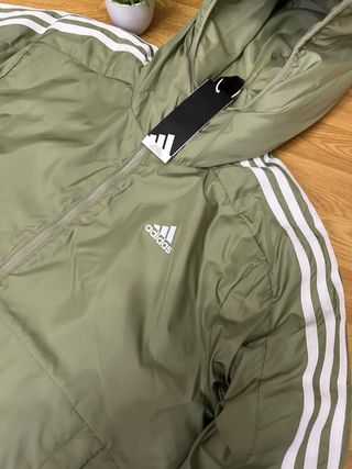Chaqueta Adidas Verde con Rayas Blancas