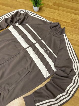 Chaqueta Adidas Marrón y Blanca