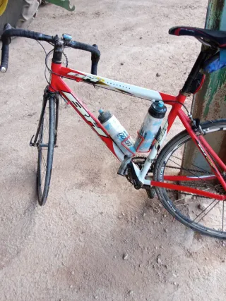 Bicicleta de carretera BH