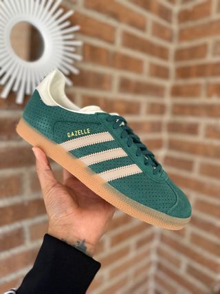 Zapatillas Adidas Gazelle Verde y Beige