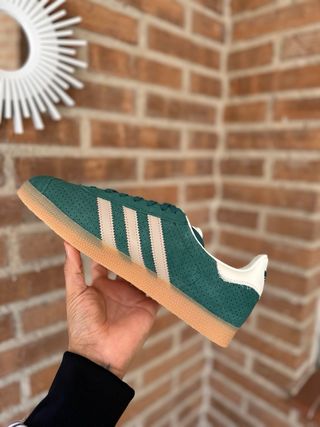 Zapatillas Adidas Gazelle Verde y Beige