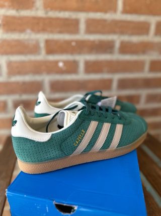 Zapatillas Adidas Gazelle Verde y Beige
