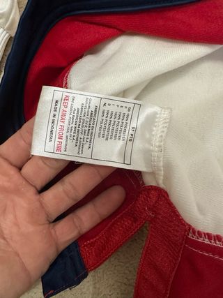 Chaqueta Nike Roja y Blanca