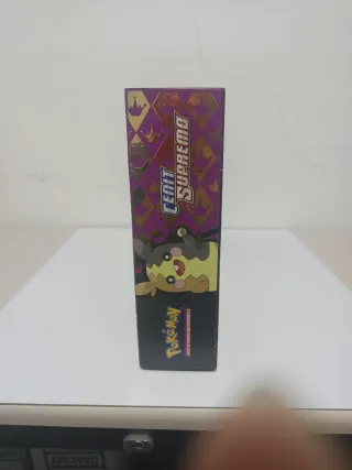 Caja Pokémon Cenit Supremo, (Morpeko V-Unión).