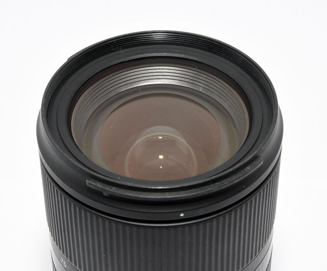 Objetivo Tamron 28-75mm f/2.8 Di III Sony E