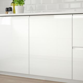 Puerta VOXTORP IKEA blanco brillo 30x60
