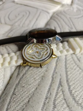 2 Relojes Exactime: Blanco y Negro quarzo