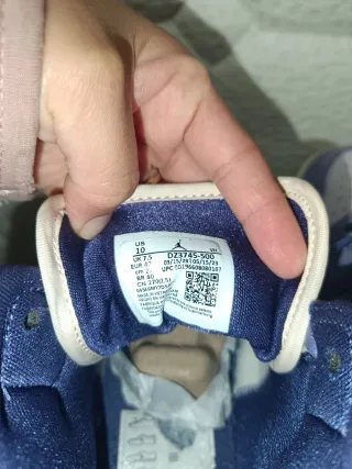 Zapatilla Air Jordan 1 Mid SE Chenille Morado